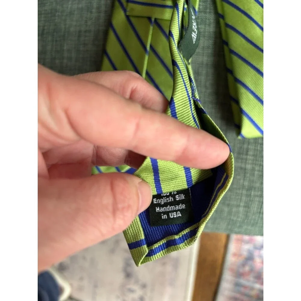 J. Crew Mens 100% silk Striped Green Blue preppy Necktie tie wedding formal GUC